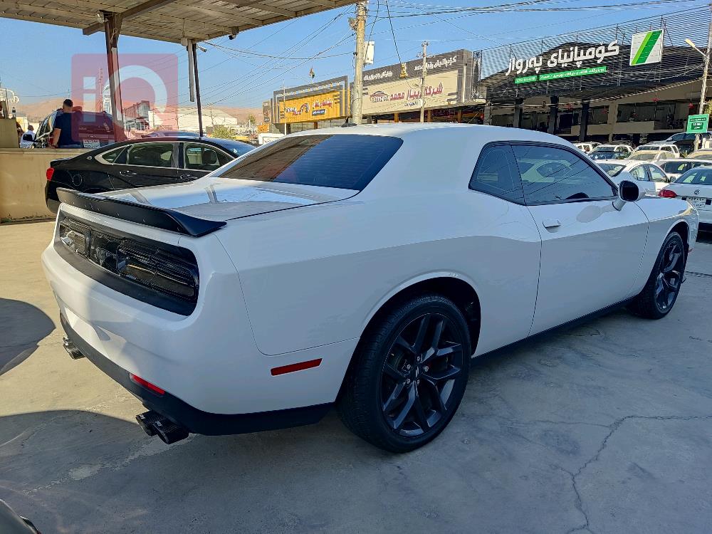 Dodge Challenger